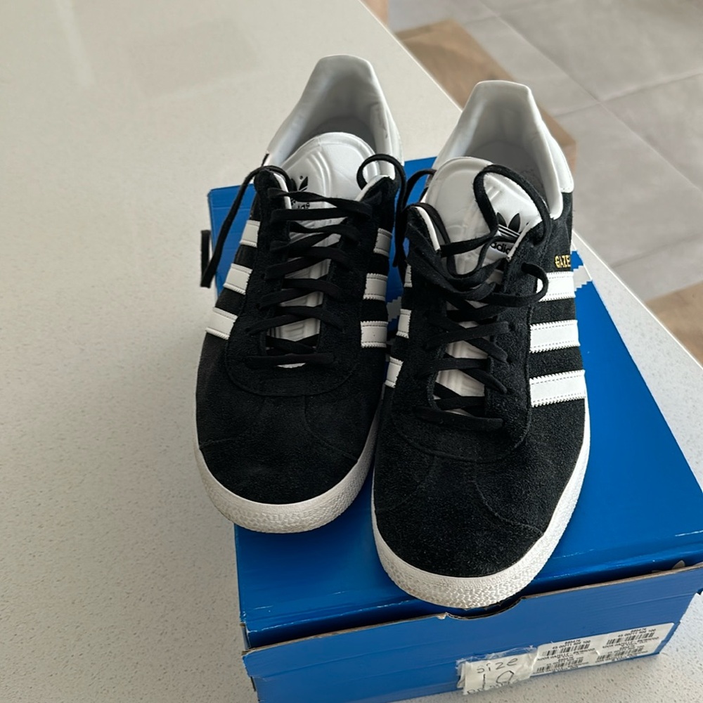 Adidas Gazelle in Black Size 10